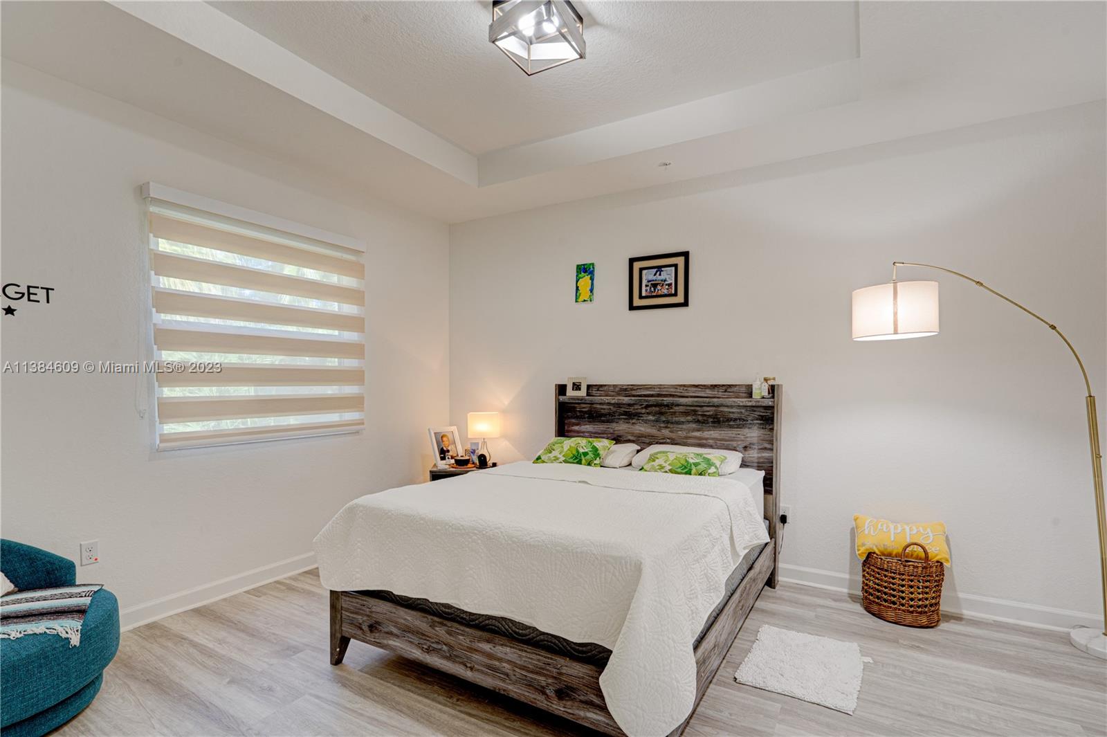 STELLAR PEMBROKE PINES - Residential