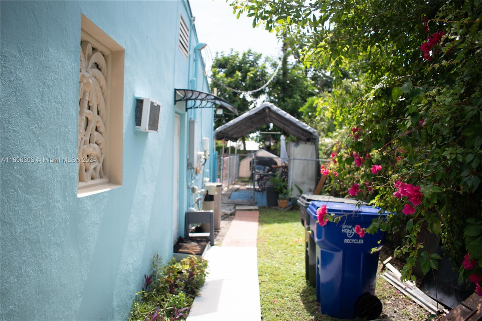 WASHINGTON SQUARE - Residential