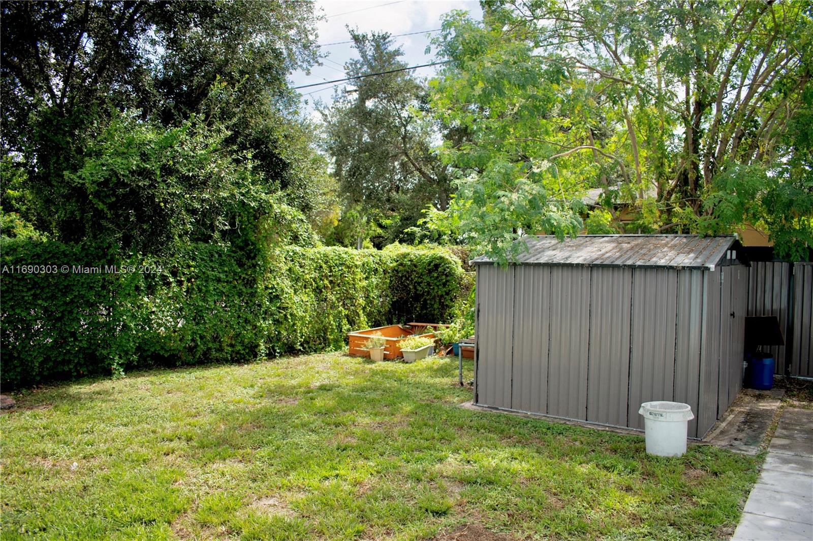 WASHINGTON SQUARE - Residential