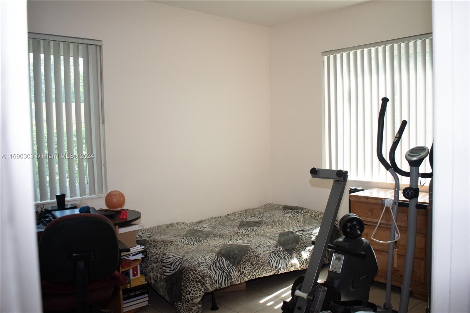 WASHINGTON SQUARE - Residential