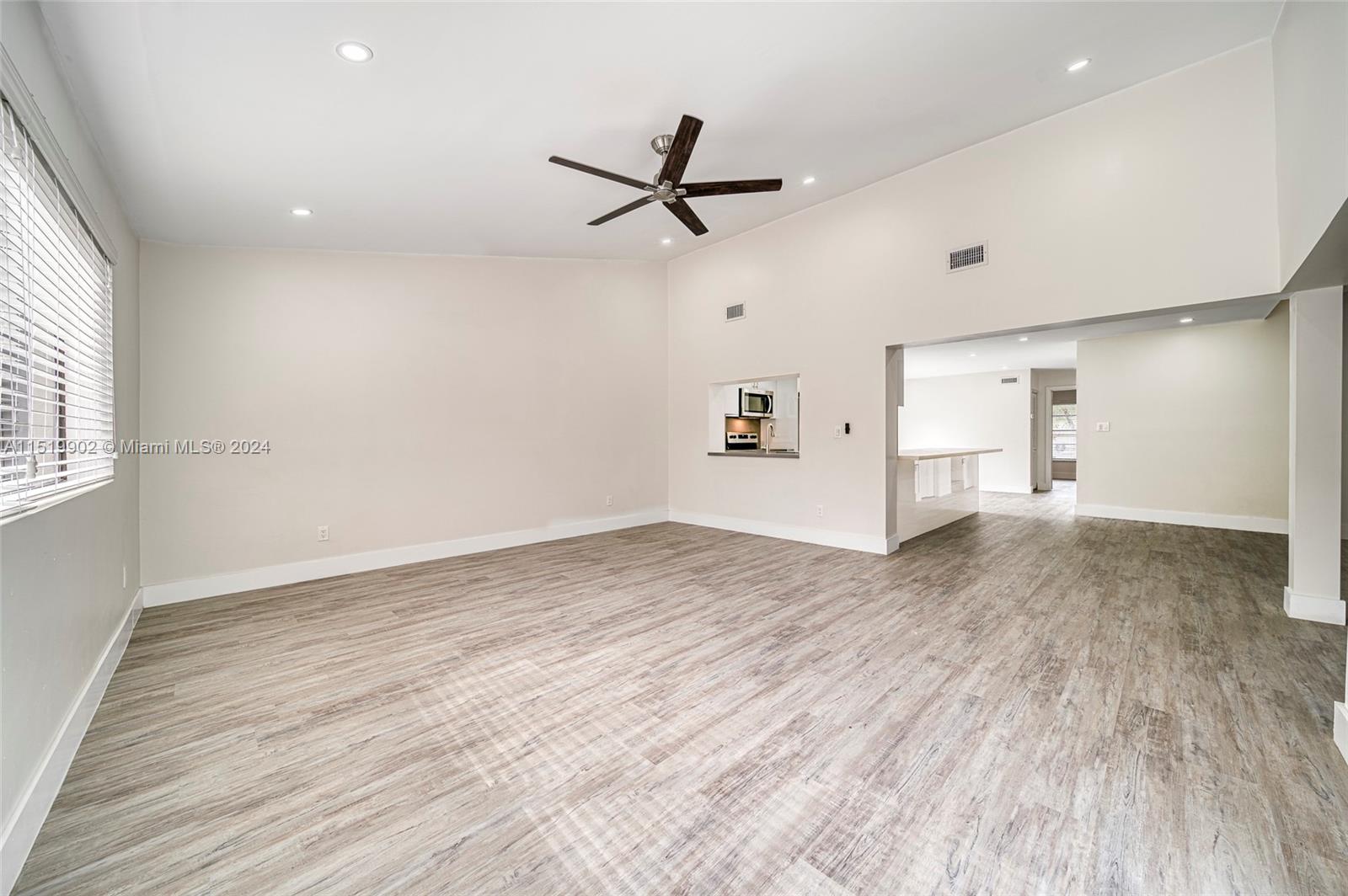BRIAR LAKE - Residential Lease
