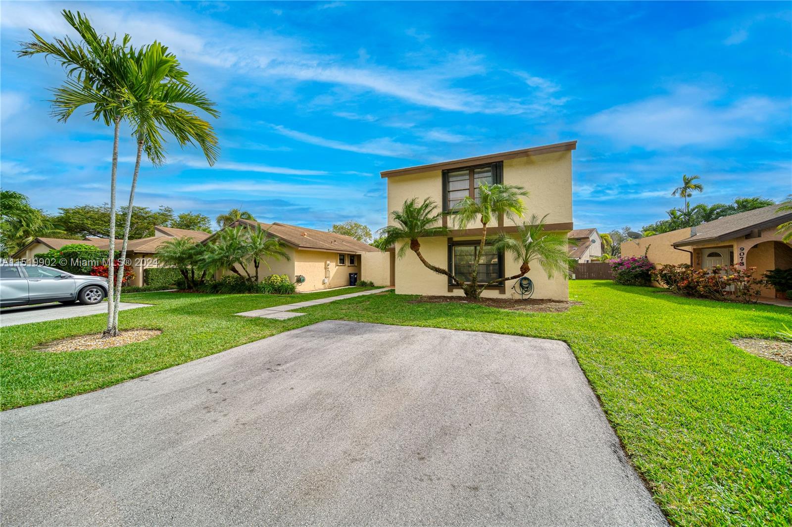 BRIAR LAKE - Residential Lease
