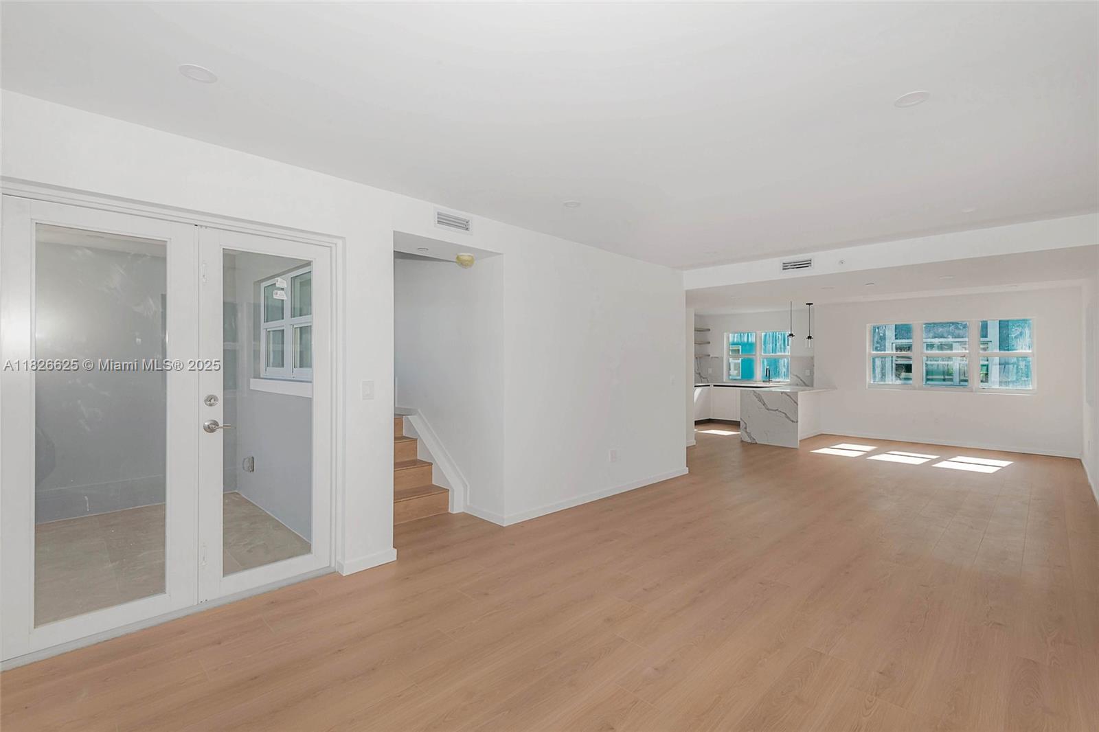 EVERGLADE LAND SALES CO - Residential