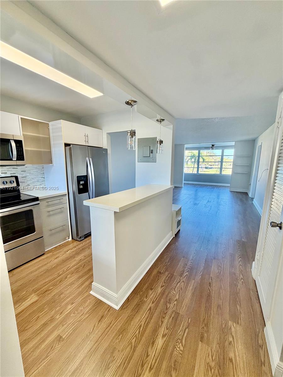 SUNRISE LAKES 54 CONDO - Residential