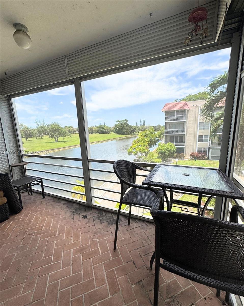 LAS VISTAS P-R IN INVERRA - Residential