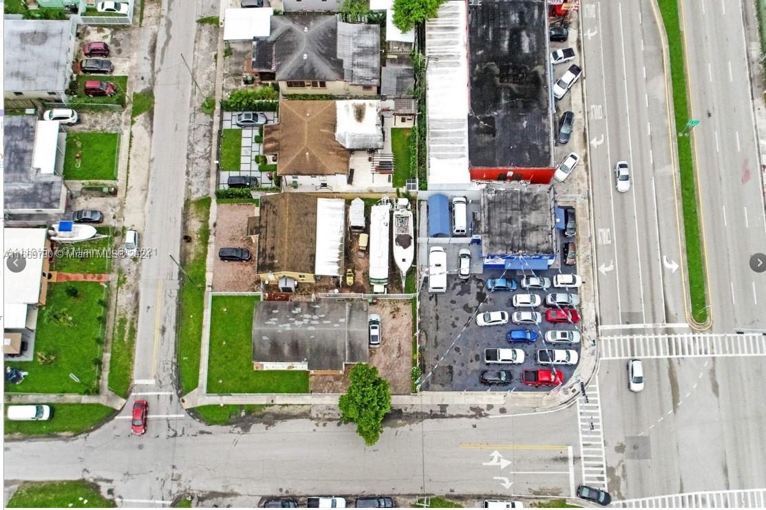 4265 E 8 AVE