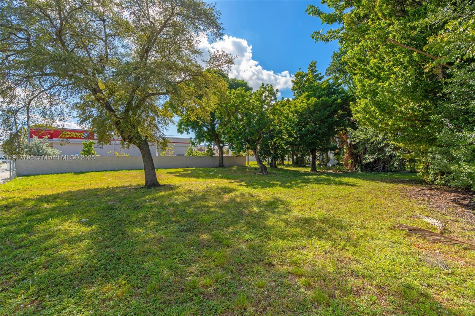 LAWRENCE ESTATE LAND CO - Land