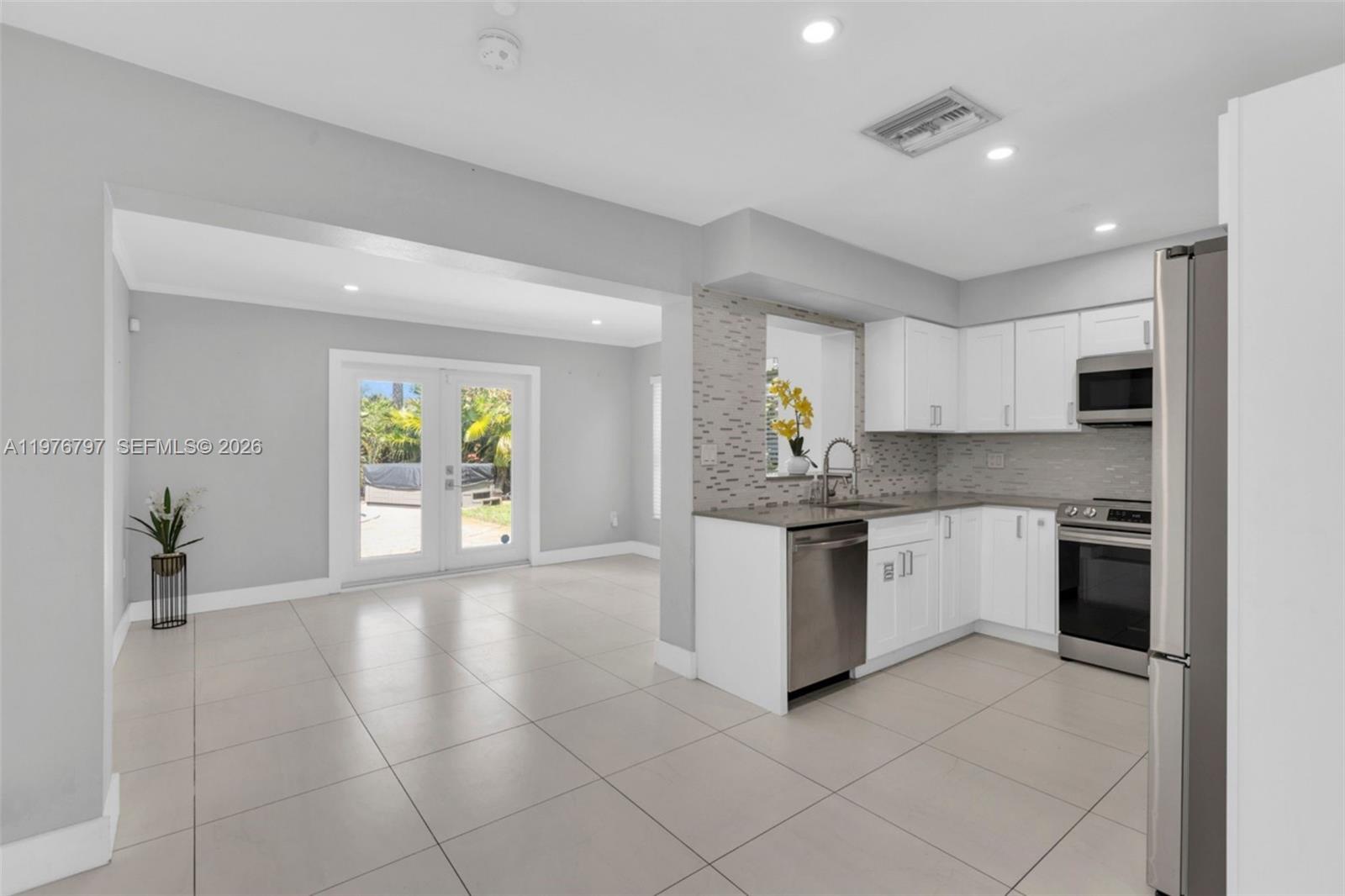 CORAL HEIGHTS SEC 3 - Residential