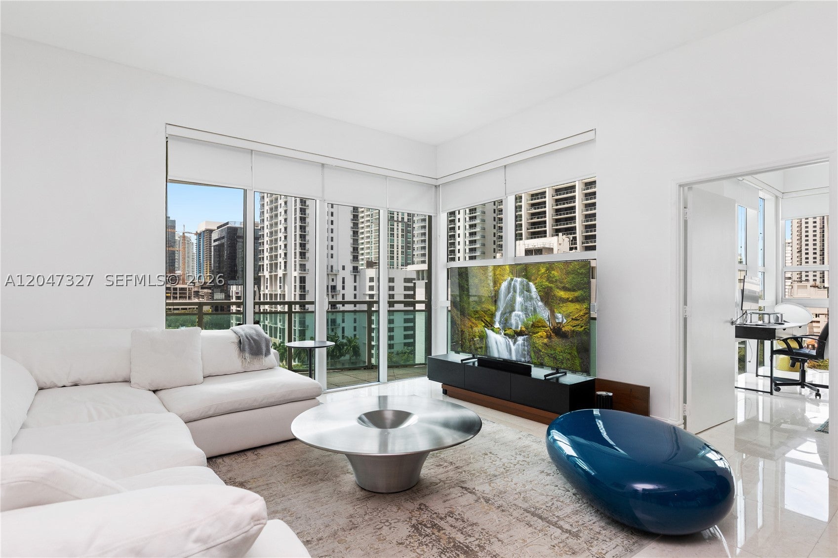 951 Brickell Ave 1011