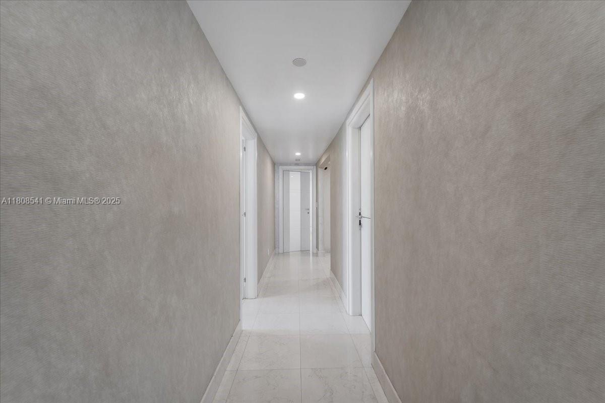 BRISTOL TOWER CONDO - Residential