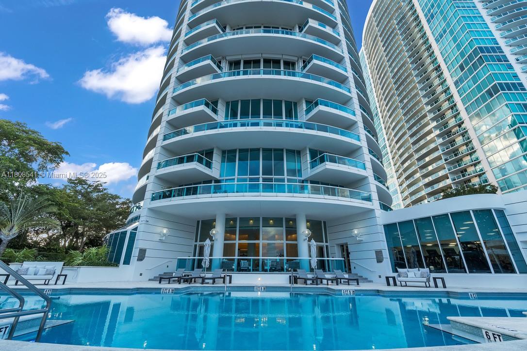 BRISTOL TOWER CONDO - Residential