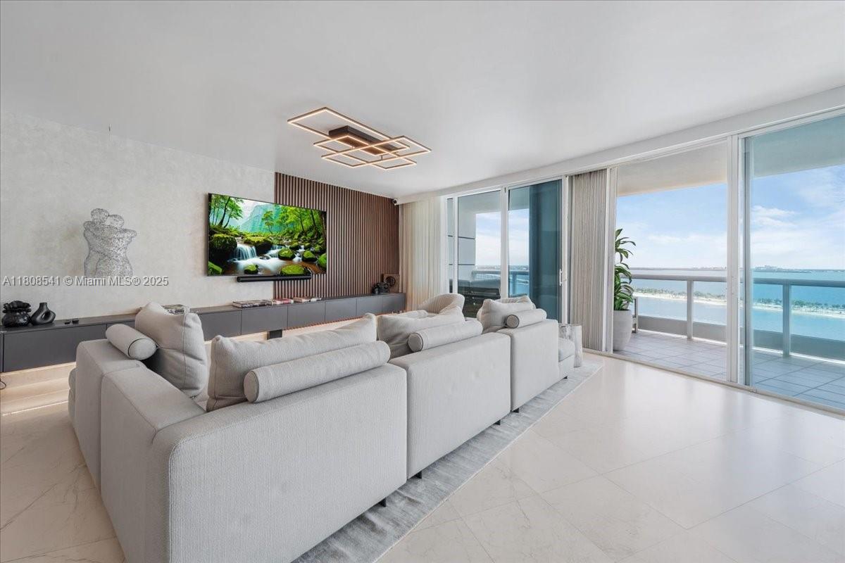 BRISTOL TOWER CONDO - Residential