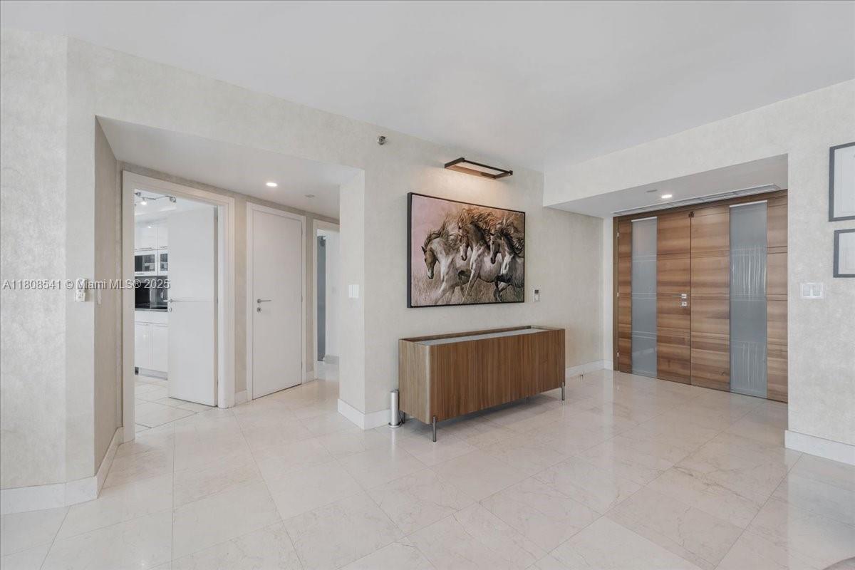 BRISTOL TOWER CONDO - Residential