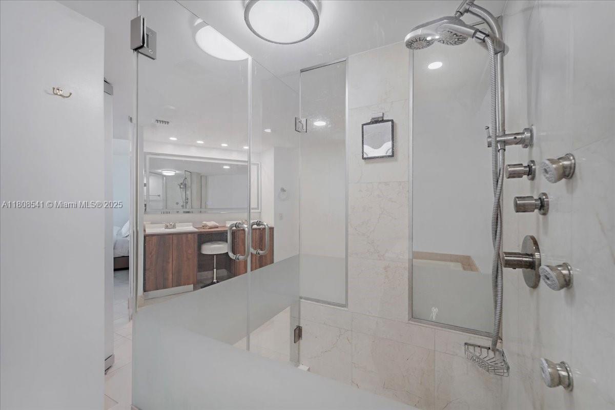 BRISTOL TOWER CONDO - Residential