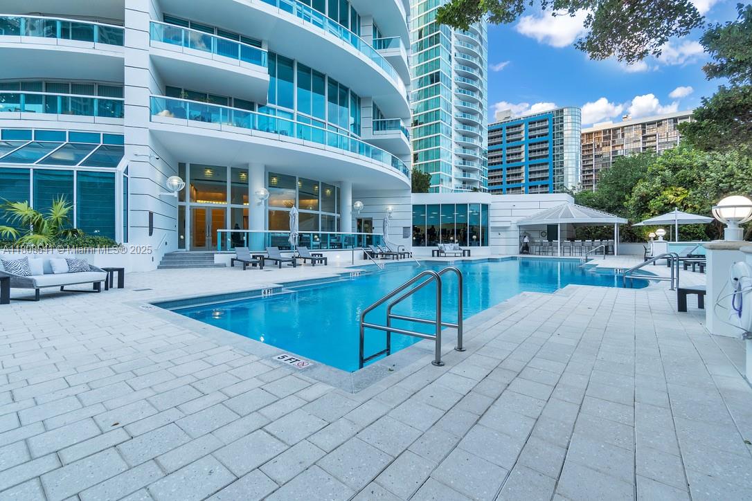 BRISTOL TOWER CONDO - Residential