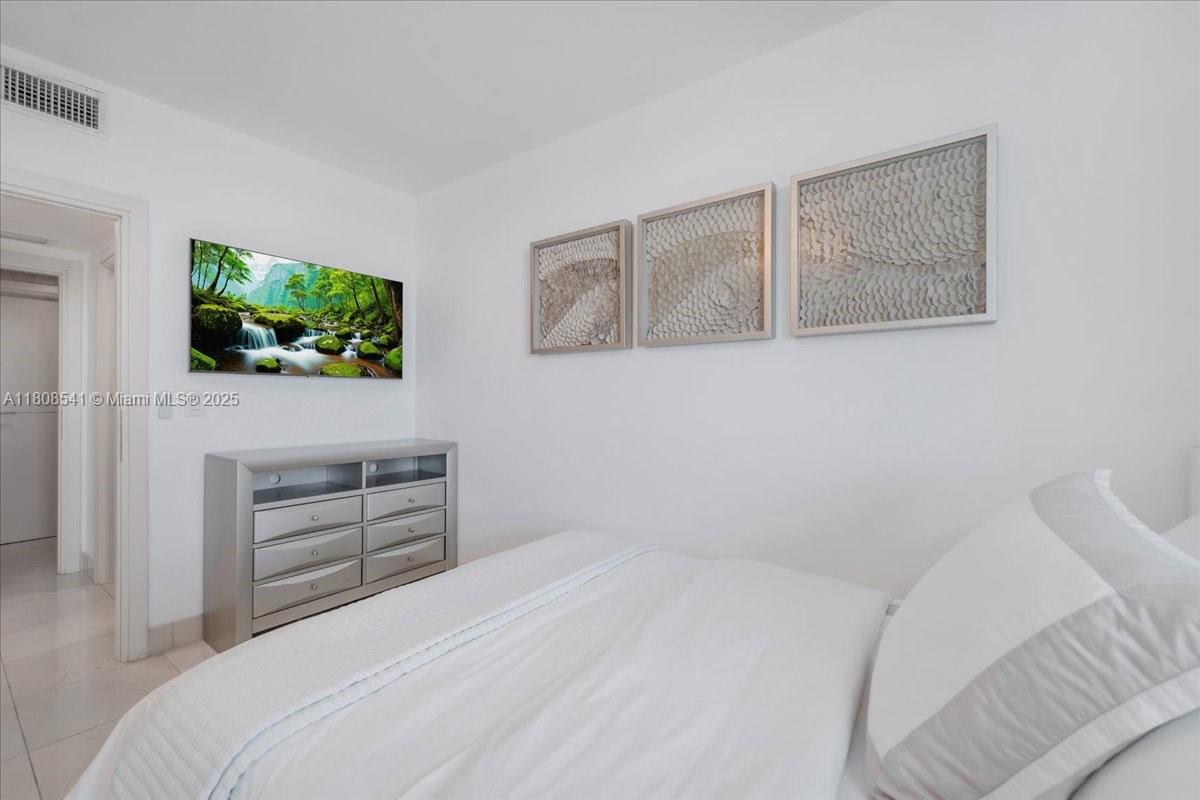 BRISTOL TOWER CONDO - Residential