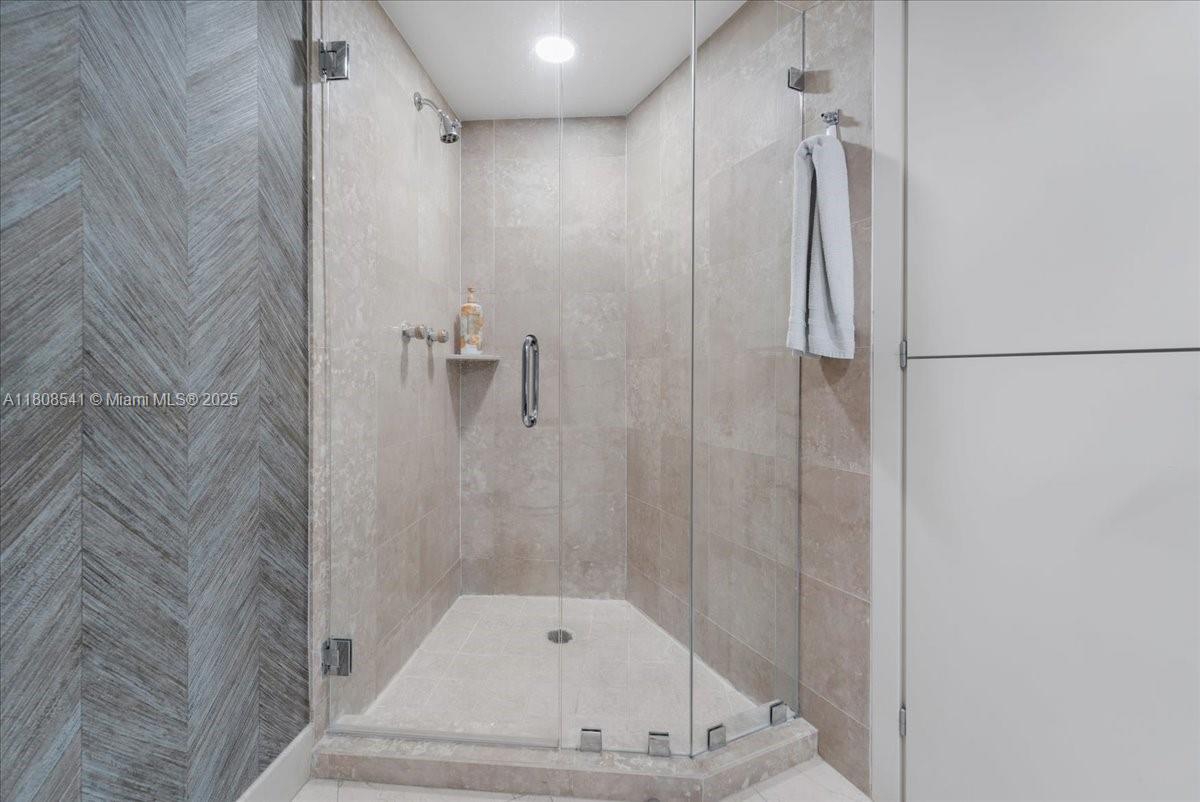 BRISTOL TOWER CONDO - Residential