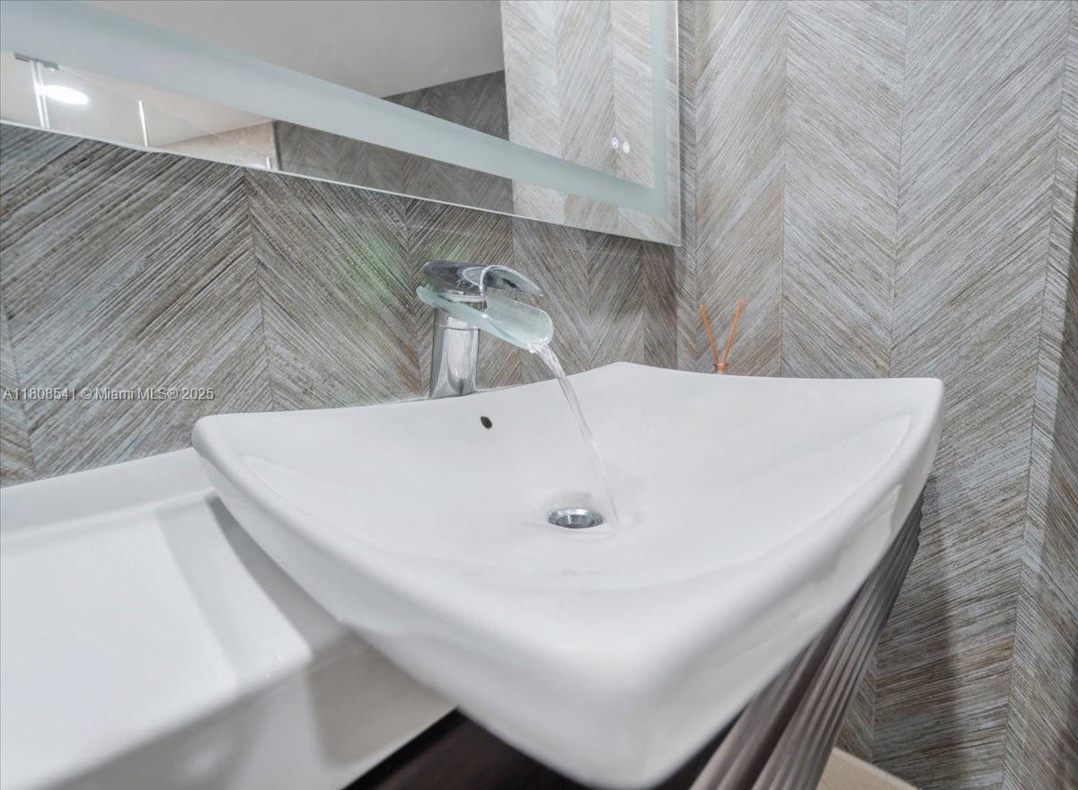 BRISTOL TOWER CONDO - Residential
