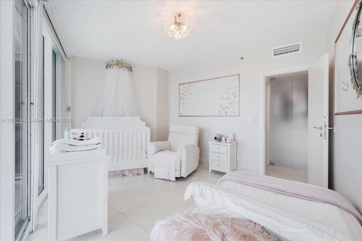 BRISTOL TOWER CONDO - Residential
