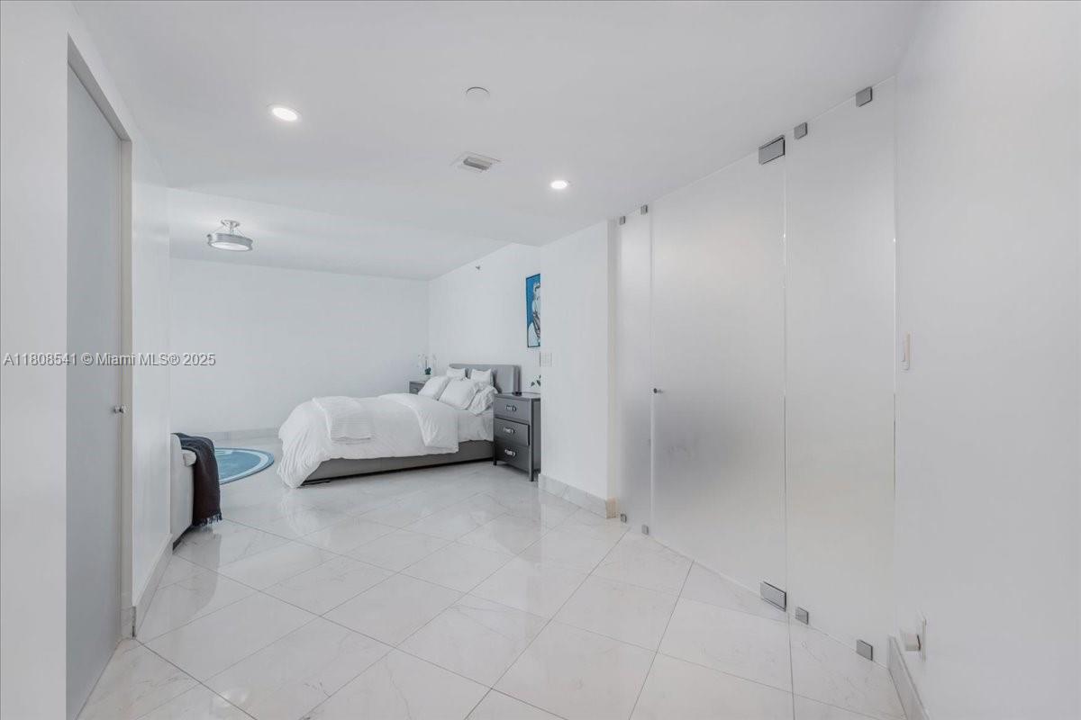 BRISTOL TOWER CONDO - Residential