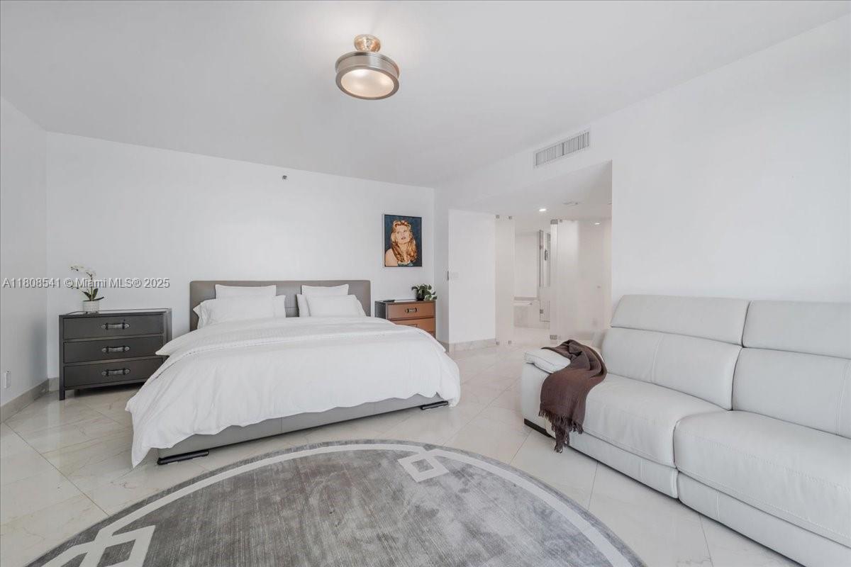 BRISTOL TOWER CONDO - Residential