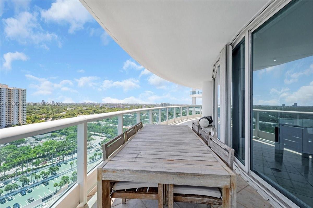 BRISTOL TOWER CONDO - Residential
