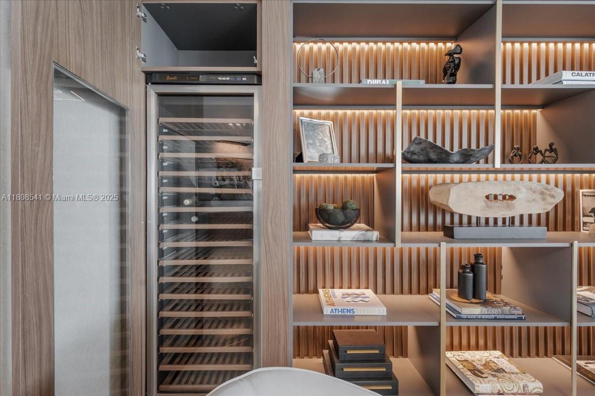 BRISTOL TOWER CONDO - Residential
