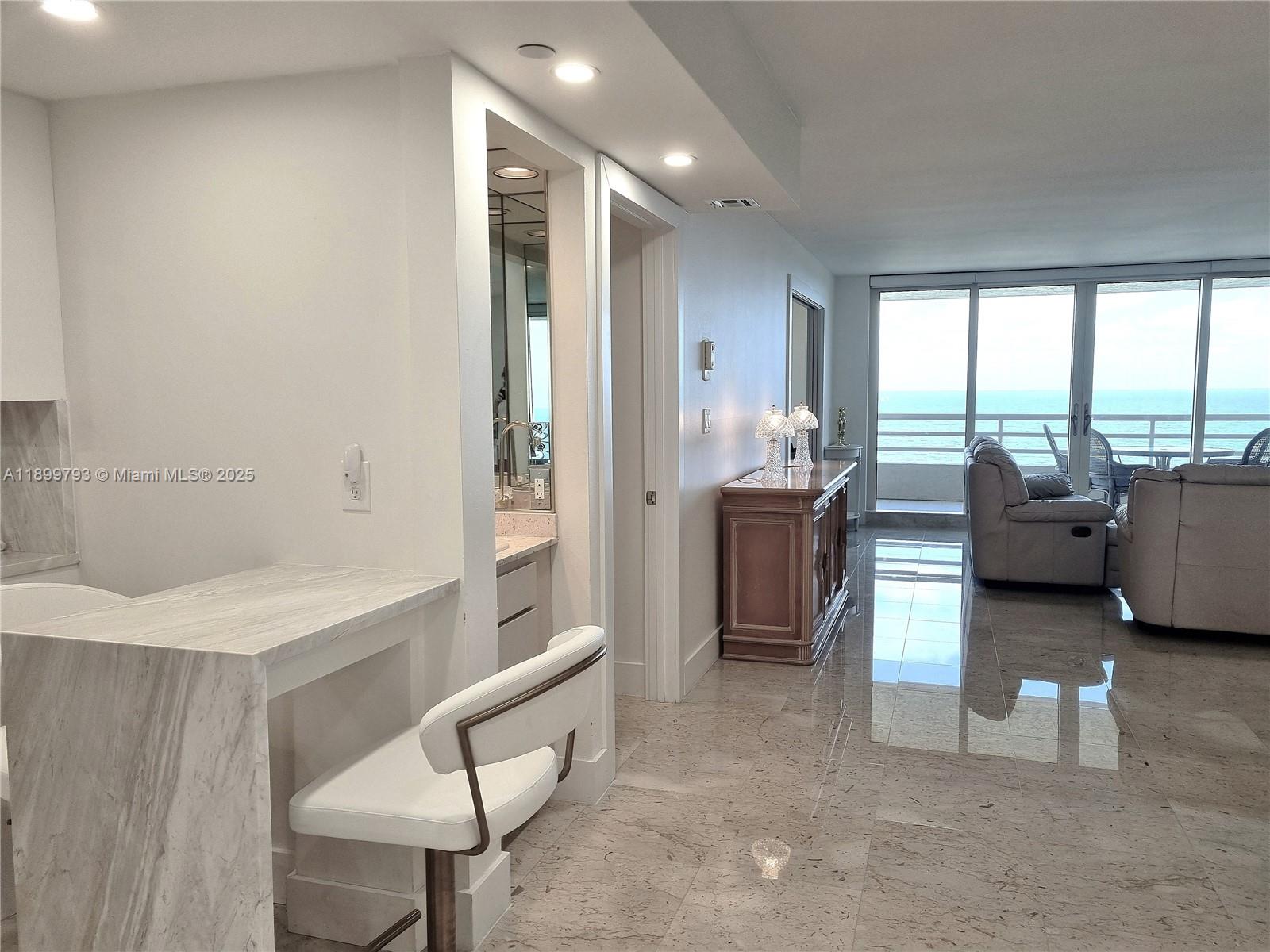 SEA RANCH CLUB OF BOCA II - Residential Lease