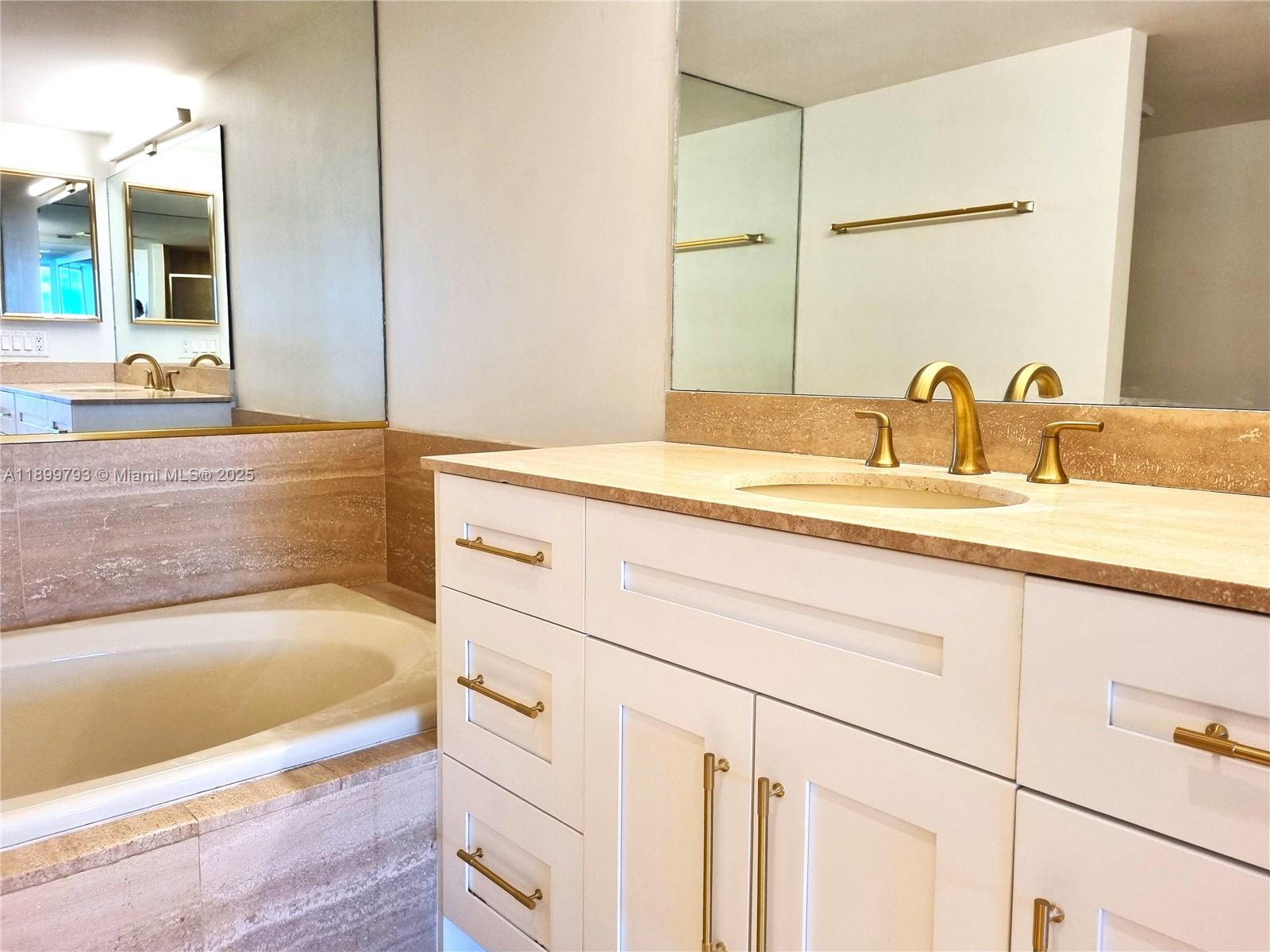 SEA RANCH CLUB OF BOCA II - Residential Lease