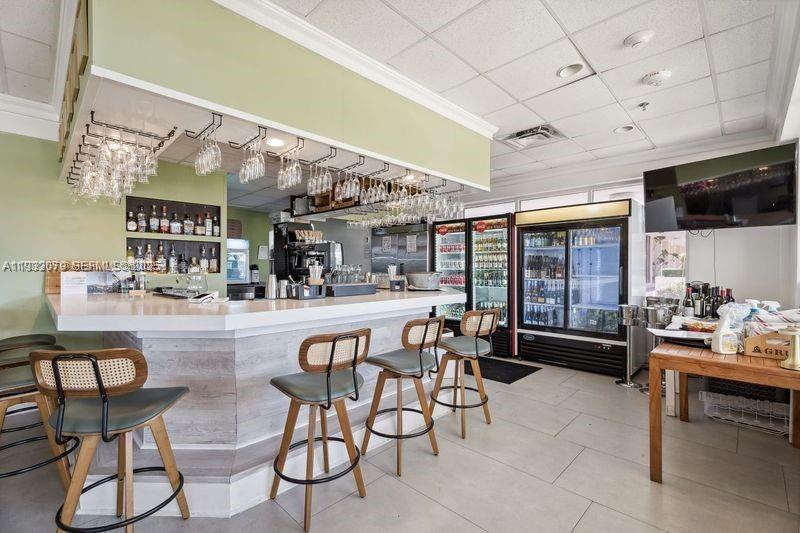 5600 CONDO - Residential Lease