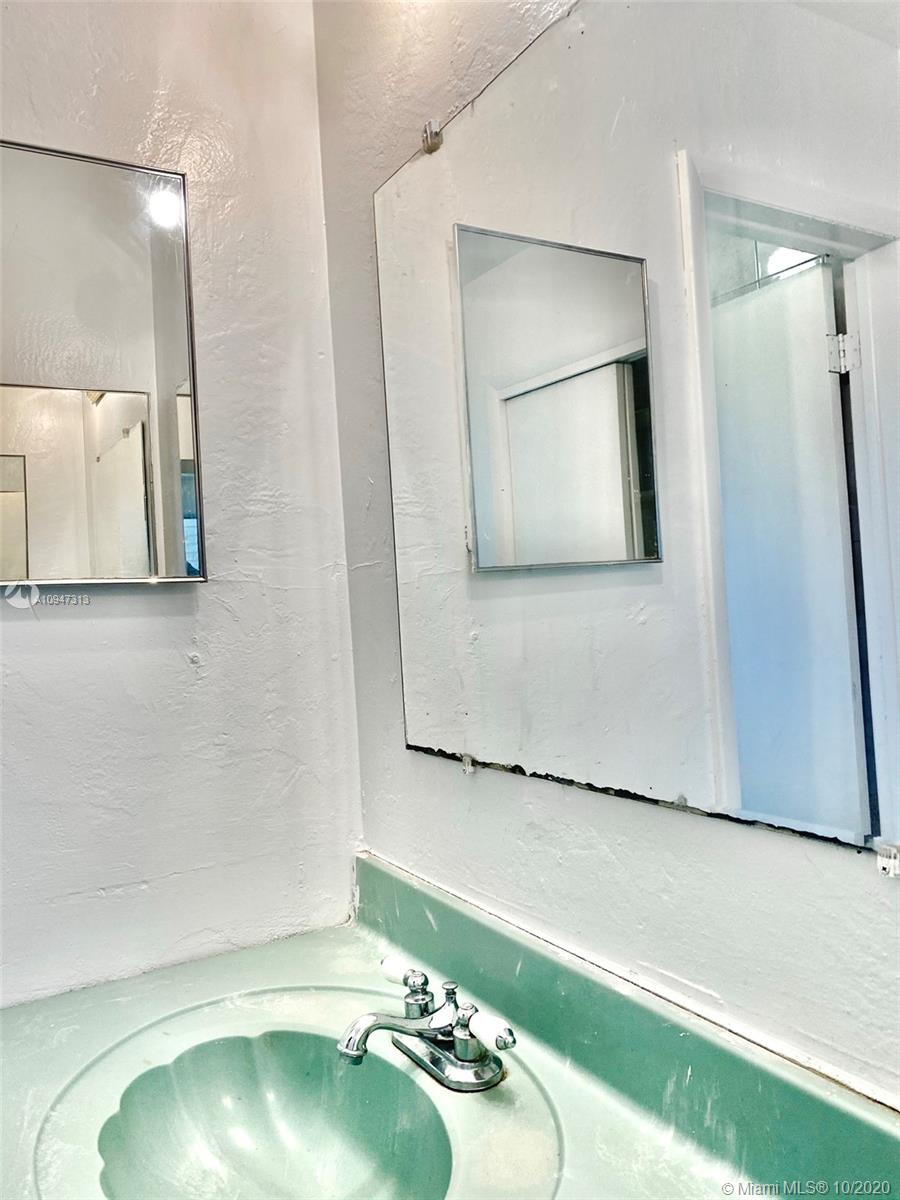 GOLFVIEW PARK - Residential Lease