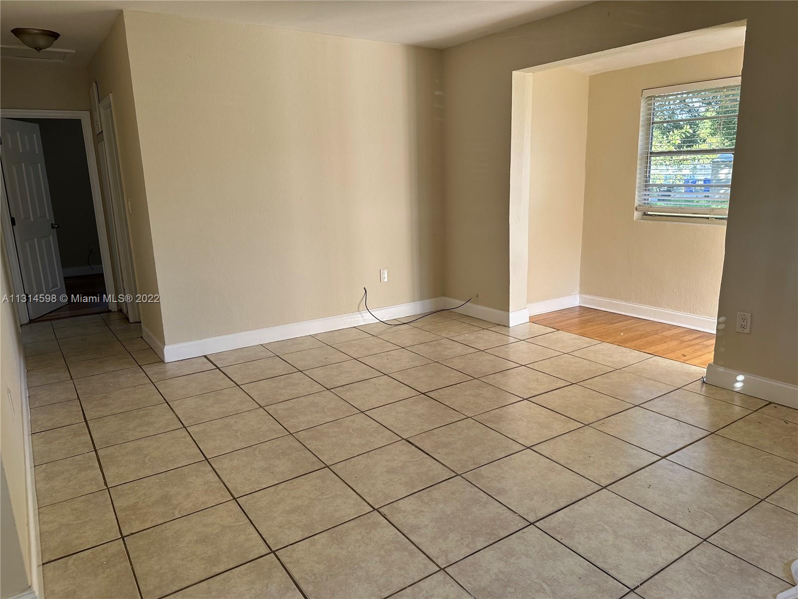 Photo 6 of 9 of listing 0b0fa8b8-34a8-4d73-ae84-b8615d935f38 house
