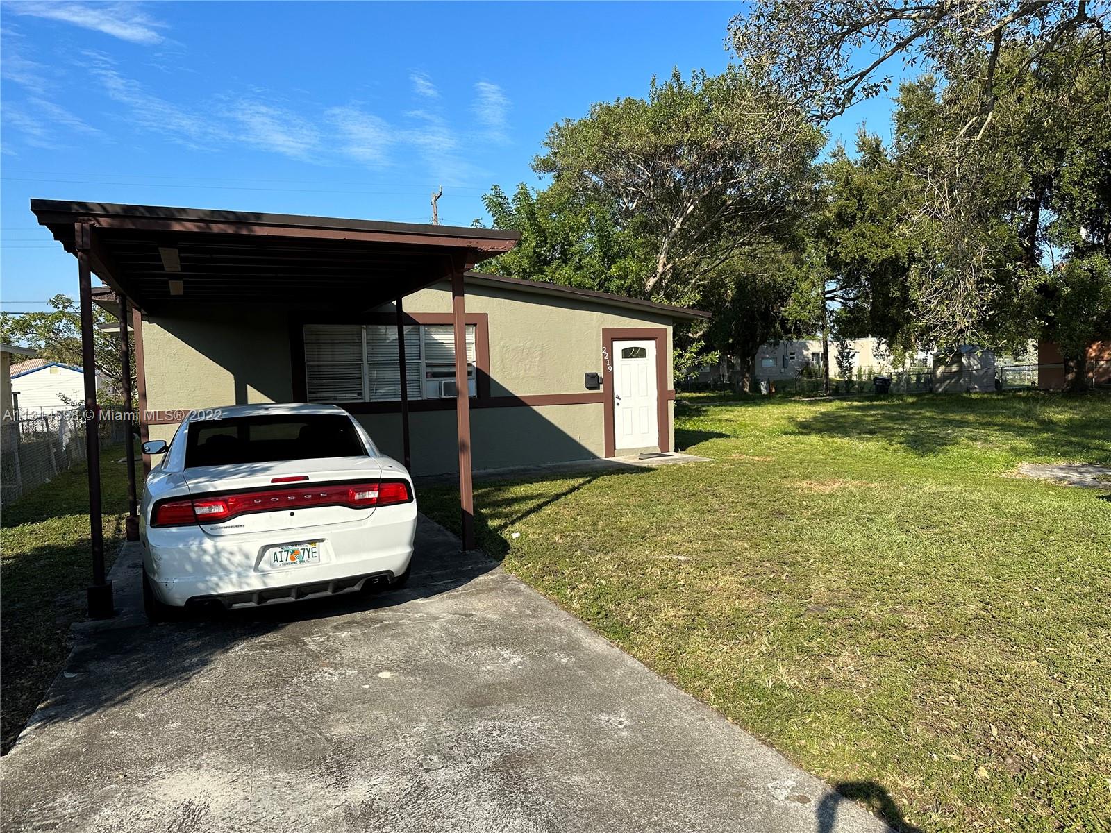Photo 1 of 9 of listing 0b0fa8b8-34a8-4d73-ae84-b8615d935f38 house