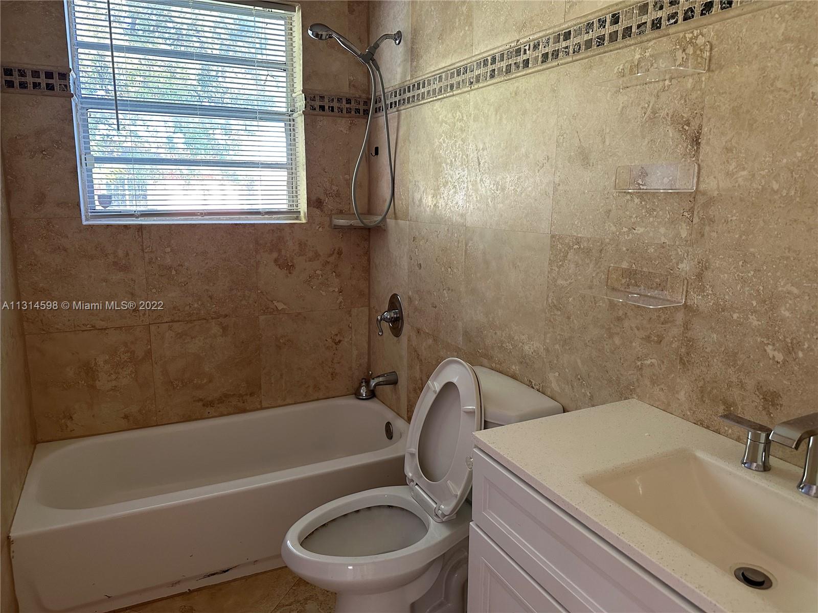 Photo 5 of 9 of listing 0b0fa8b8-34a8-4d73-ae84-b8615d935f38 house