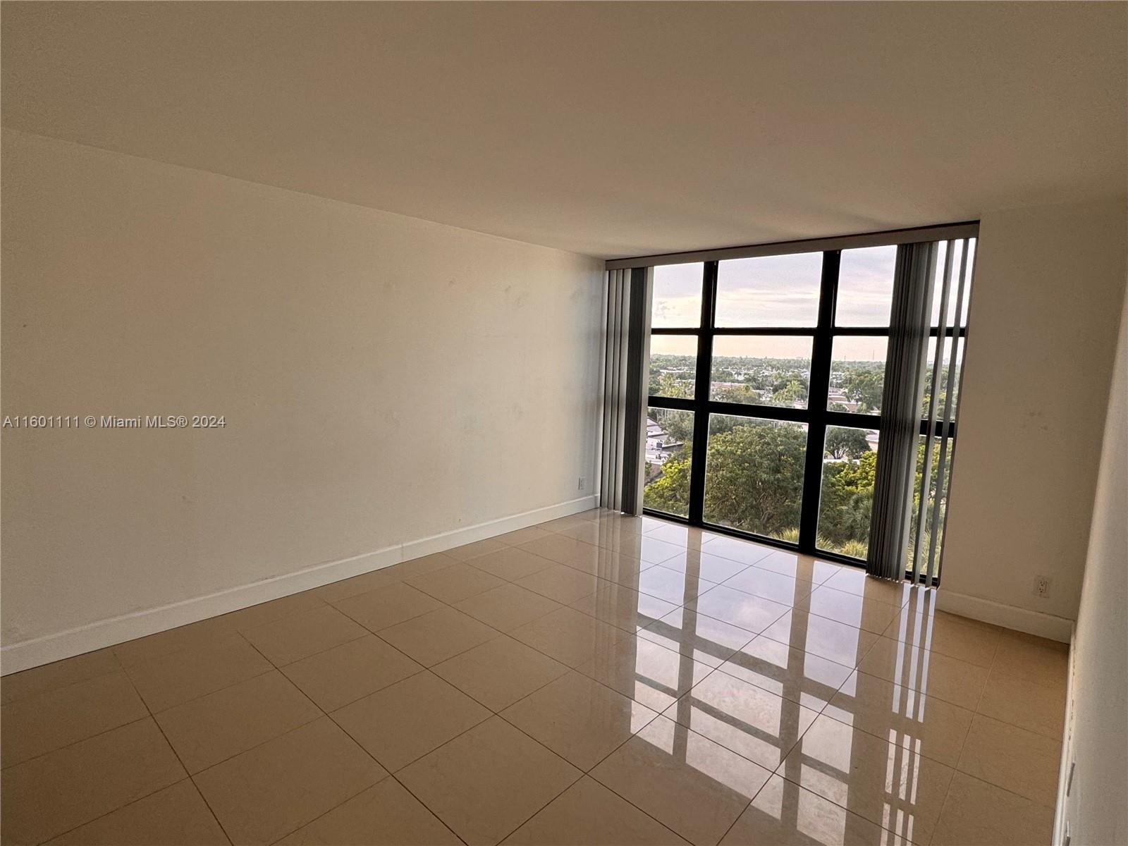 200 LESLIE CONDO - Residential Lease
