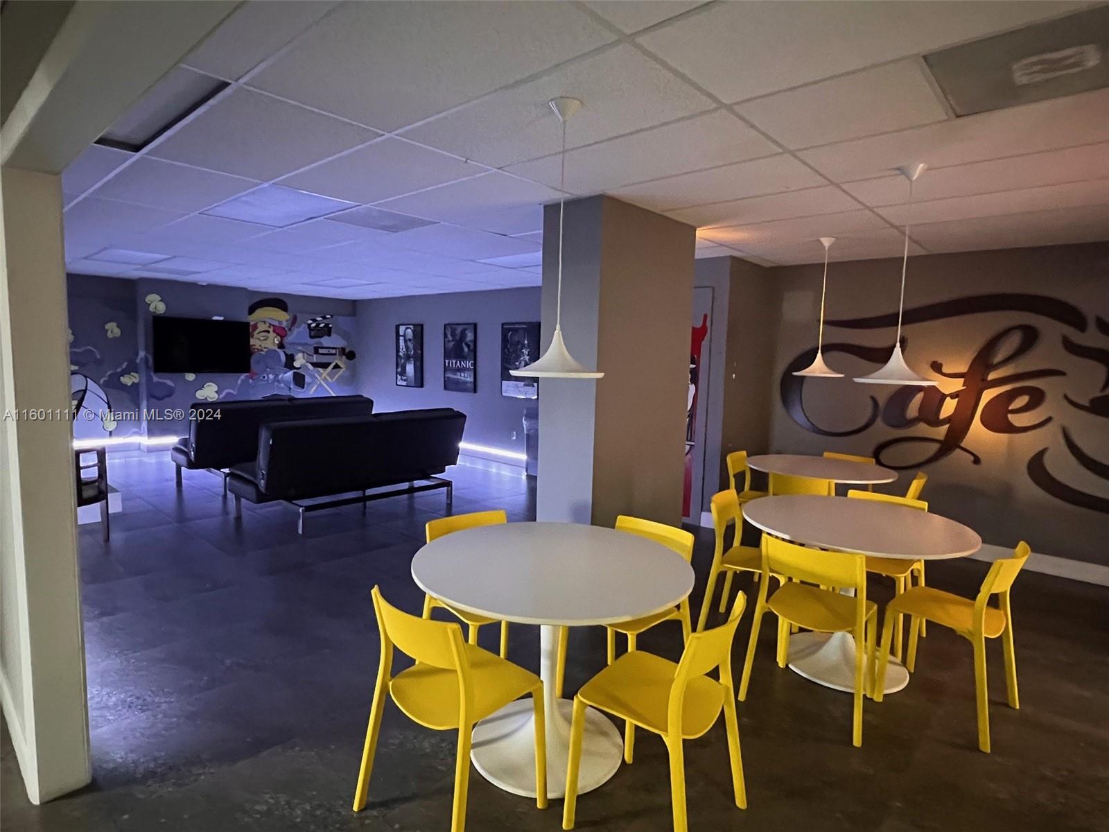 200 LESLIE CONDO - Residential Lease