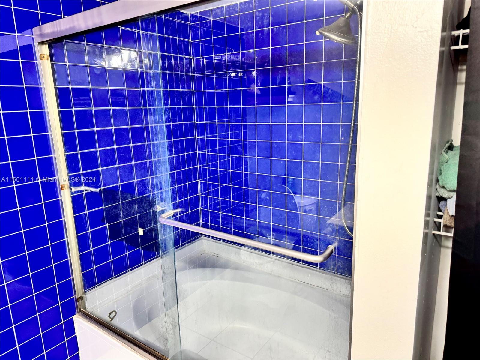 200 LESLIE CONDO - Residential Lease