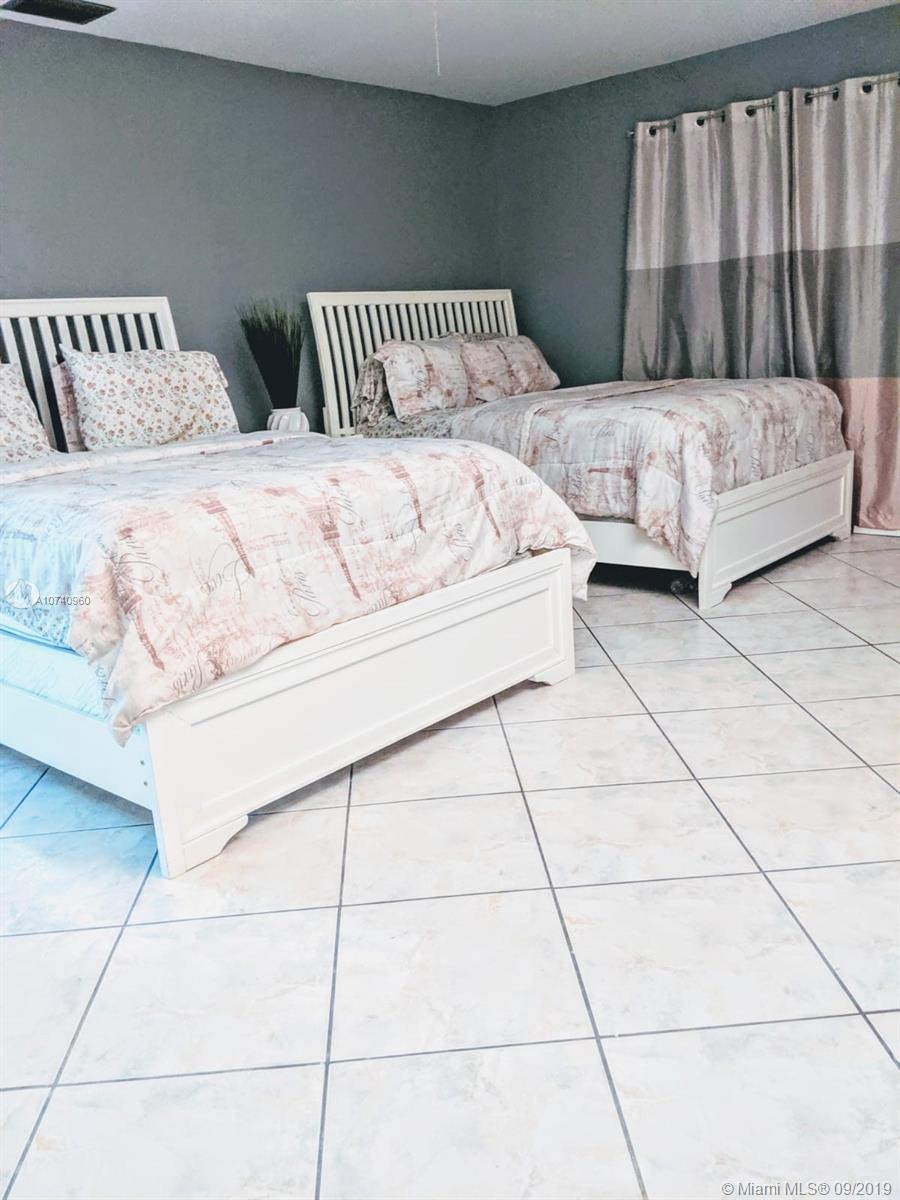 SUNSHINE PARK ESTATES ADD - Residential