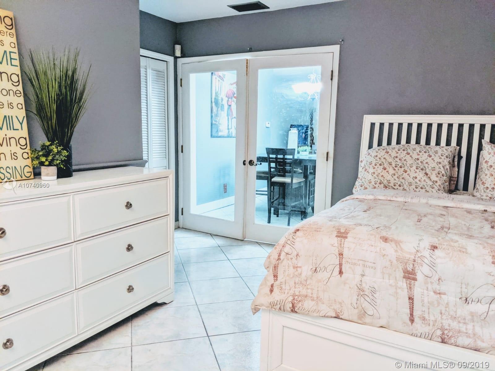 SUNSHINE PARK ESTATES ADD - Residential