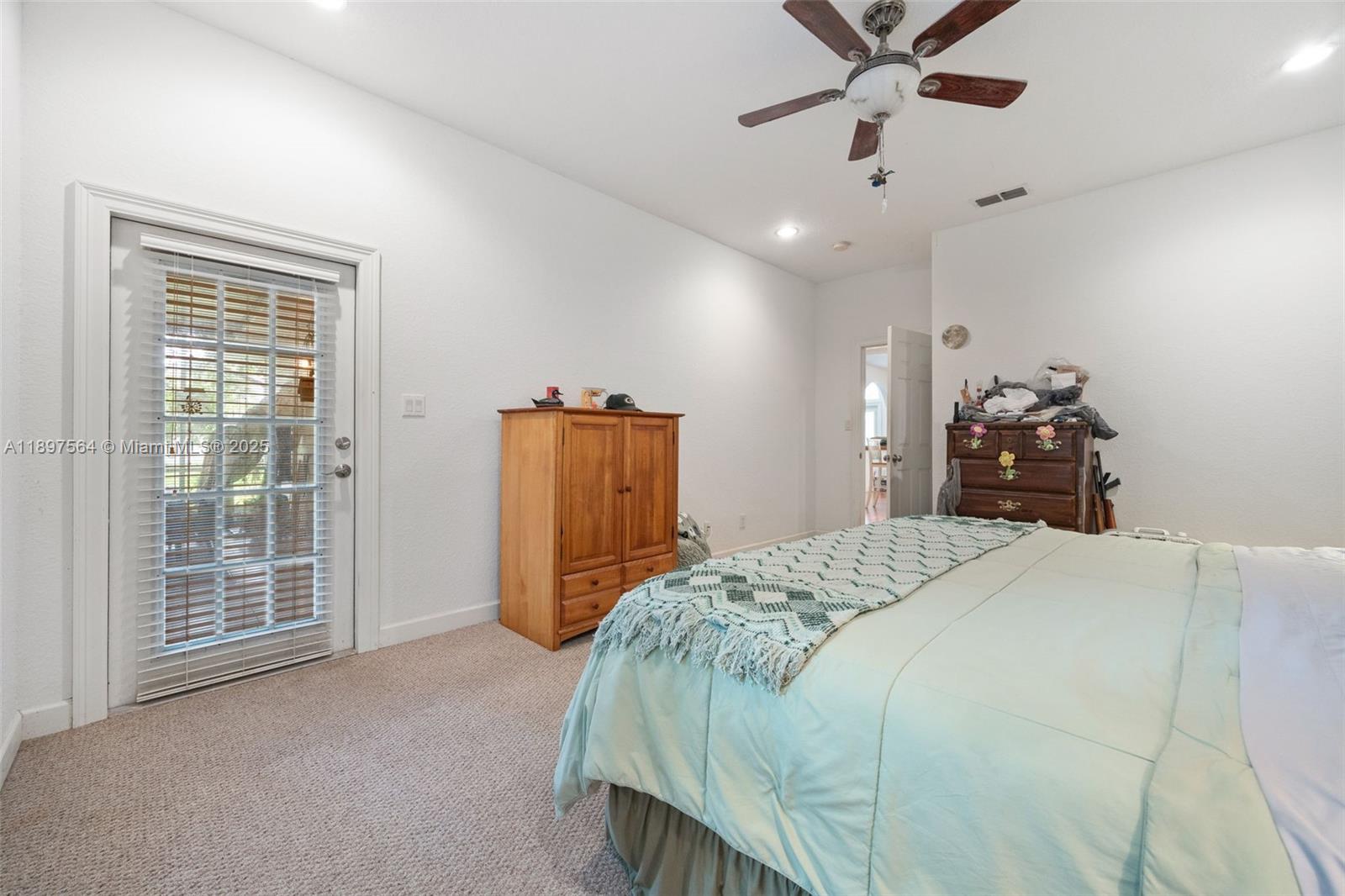 Port Labelle - Residential