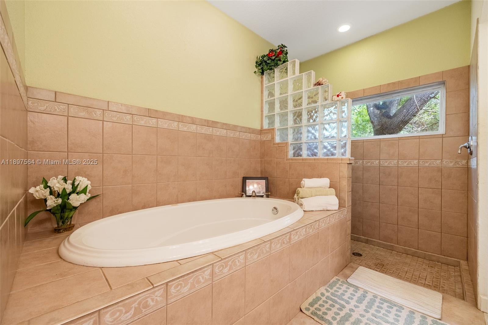 Port Labelle - Residential