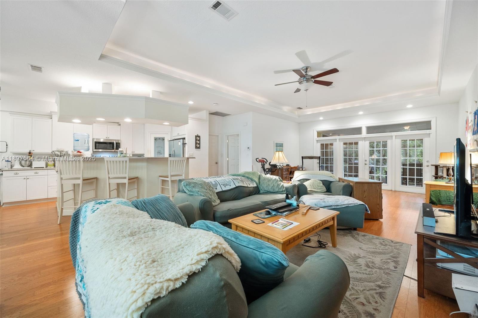 Port Labelle - Residential