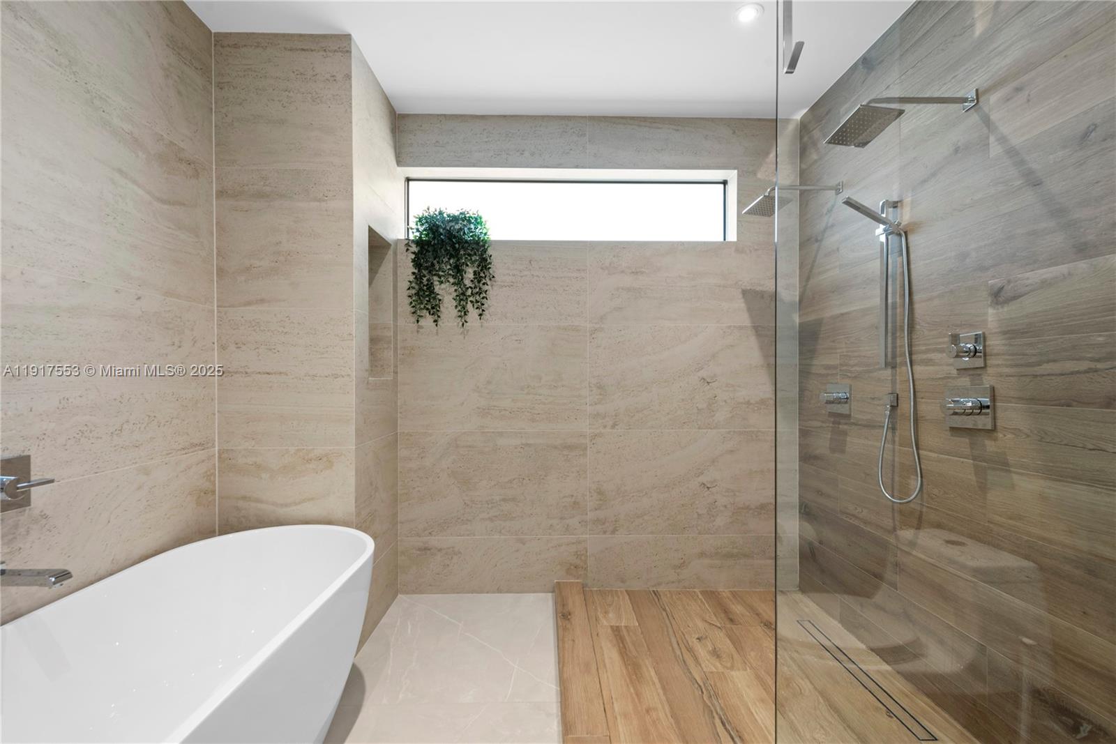 GREYKNOLL ESTATES - Residential Lease