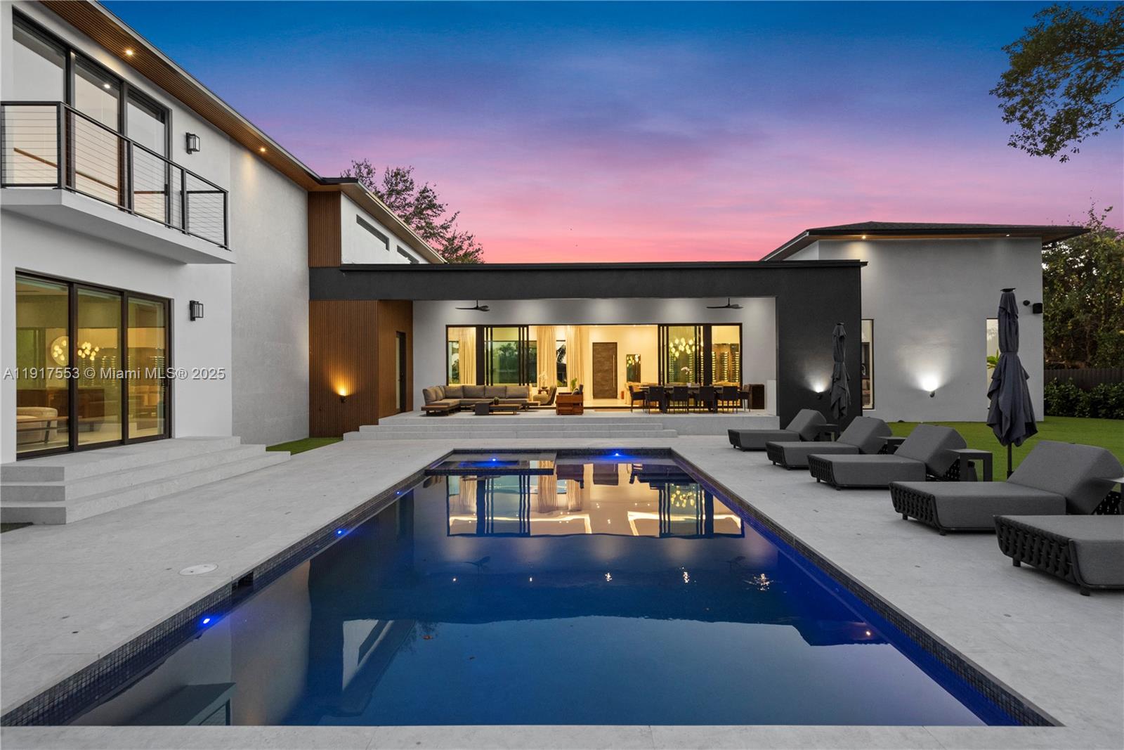 GREYKNOLL ESTATES - Residential Lease