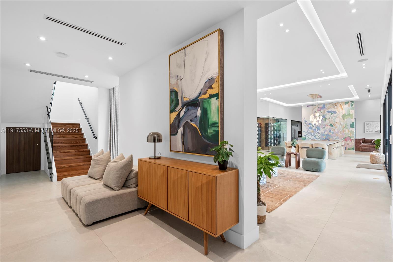 GREYKNOLL ESTATES - Residential Lease