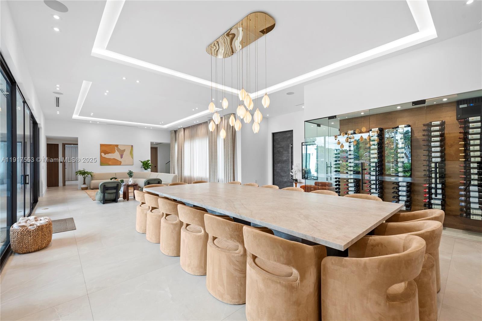 GREYKNOLL ESTATES - Residential Lease