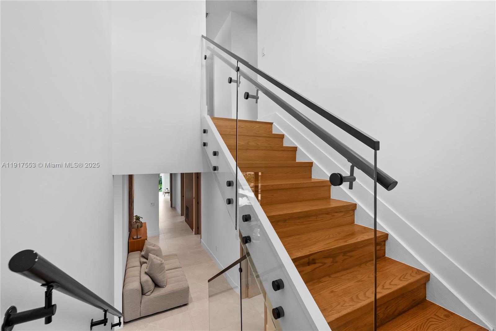 GREYKNOLL ESTATES - Residential Lease