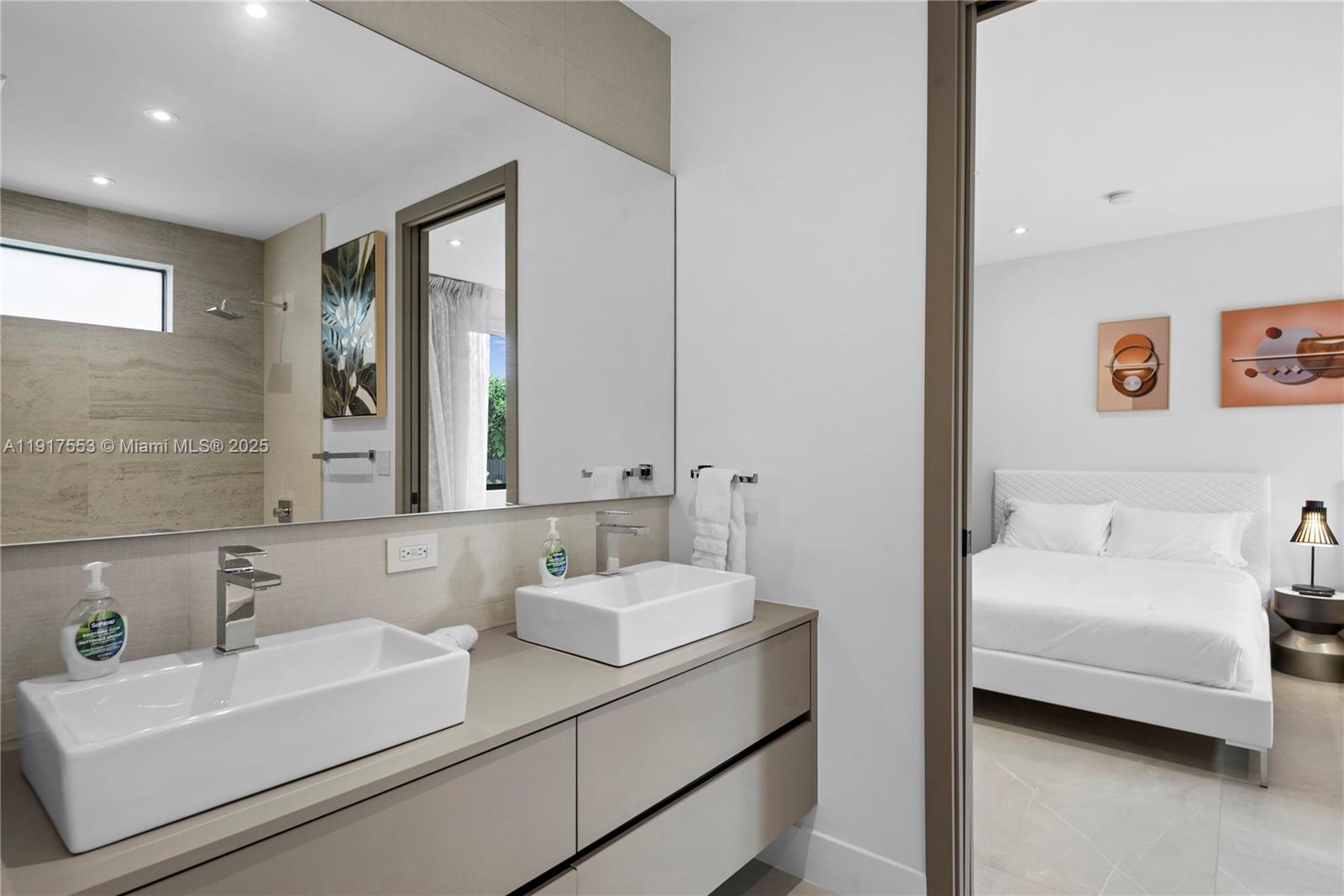 GREYKNOLL ESTATES - Residential Lease