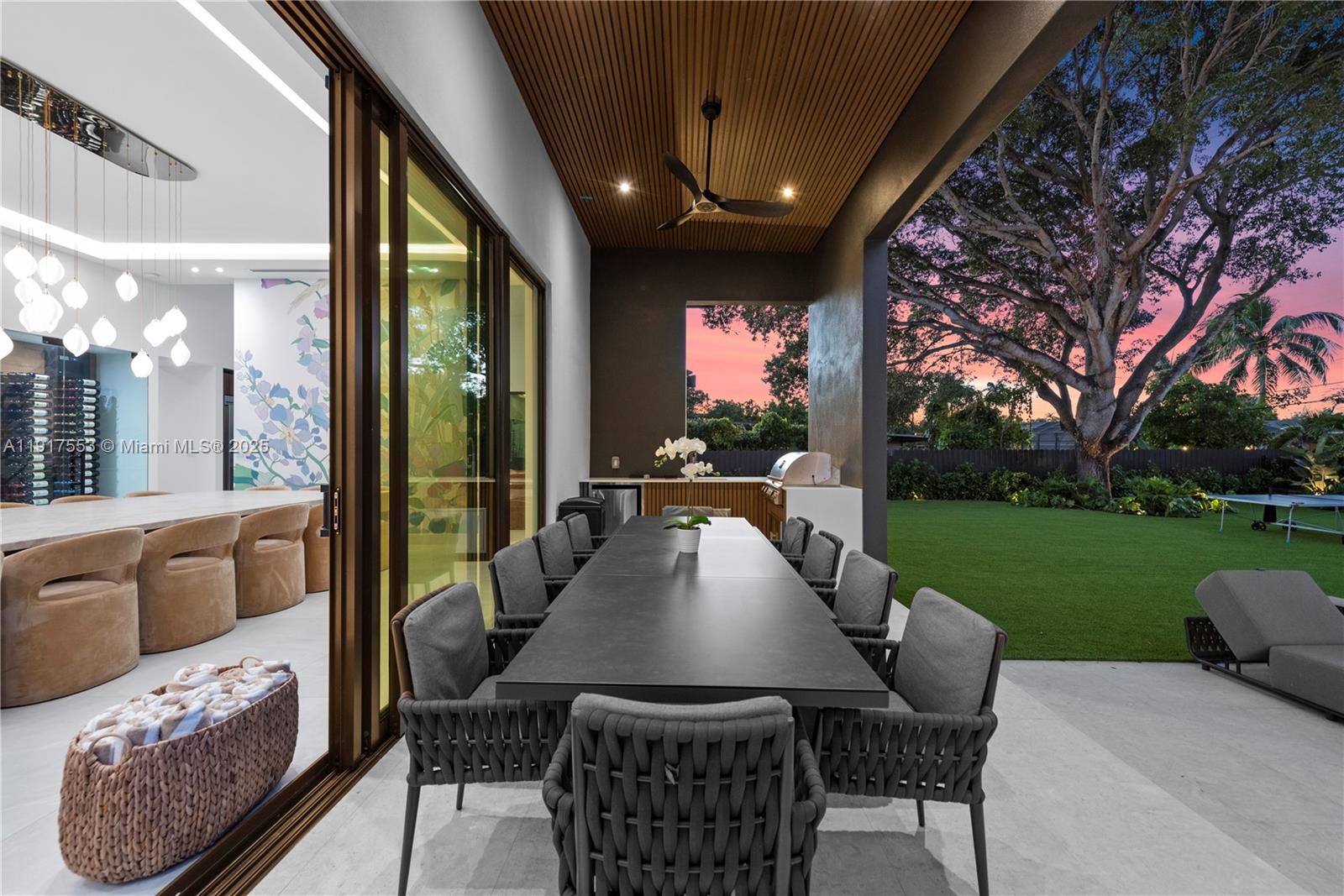 GREYKNOLL ESTATES - Residential Lease