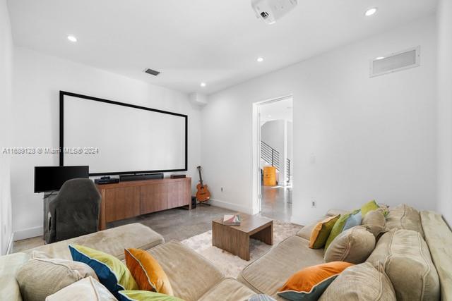 EVENINGSIDE - Residential